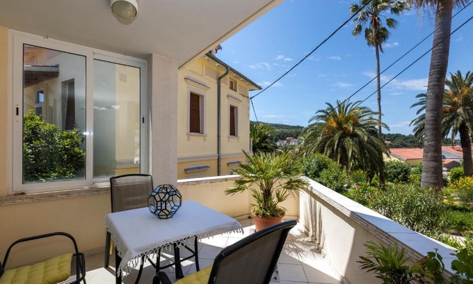 Veli Losinj Apartamento | Apartment Romeo