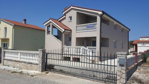Pula Apartamento | Apartment Rose