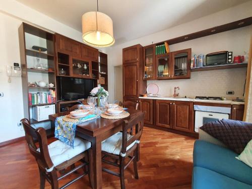Tiche Apartamento | Apartment Rosie Holiday by Interhome