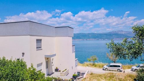 Slatine Apartamento | Apartment Rovci 1
