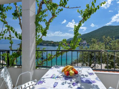 Pokrivenik Apartamento | Apartment Rubin-10 by Interhome