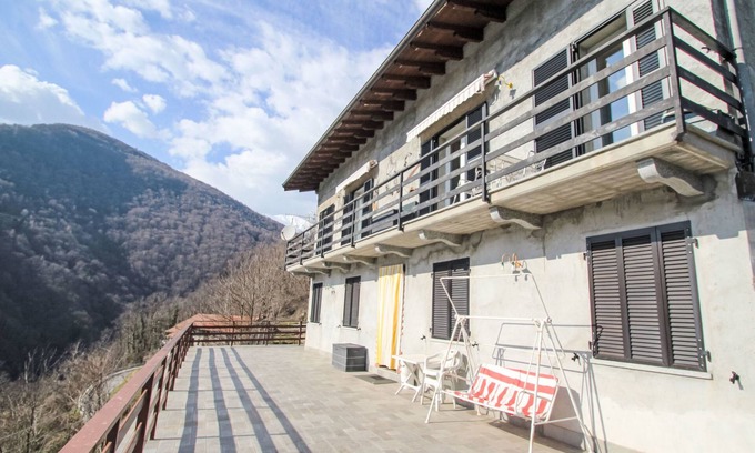 Aurano Apartamento | Apartamento Rudi by Interhome
