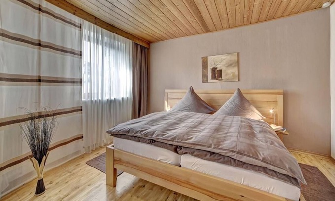 Arnetsried Apartamento | Apartment Suite Bauernstube - with infrared cabin and balcony with a view of the Bavarian Forest mountain range