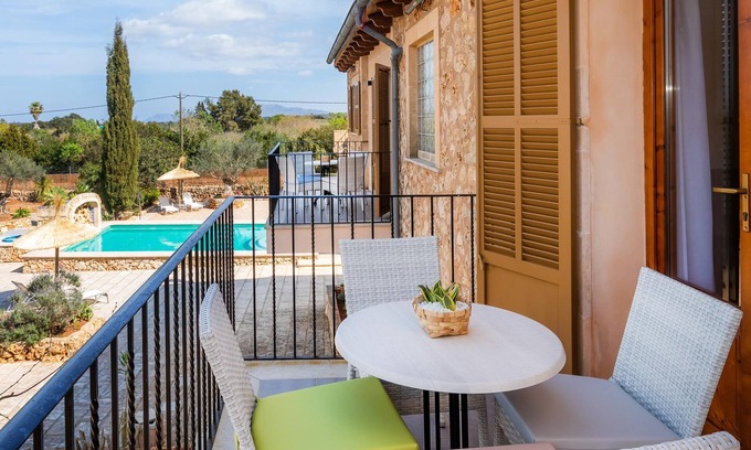 Ariany Apartamento | Apartamento 'S Hort Can Capità Estudio Balcón 10' cerca del mar con piscina compartida y Wi-Fi