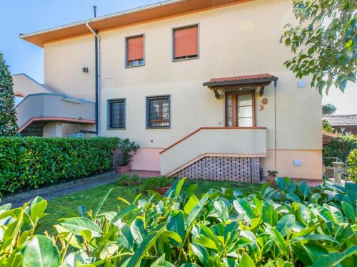 Rosignano Solvay Apartamento | Apartment Saida by Interhome