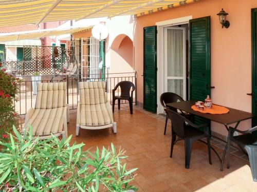 Civezza Apartamento | Apartment Samuele by Interhome