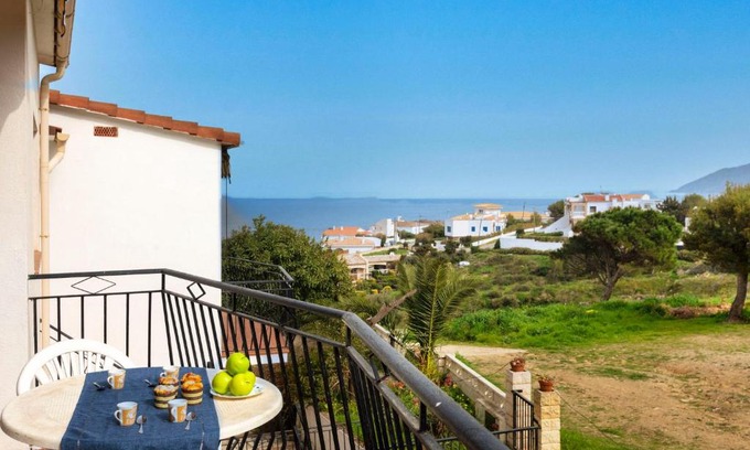 Port de la Selva Apartamento | Apartment Sarnella by Interhome