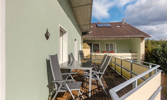Bad Wildungen Apartamento | Apartment 'Schneider' with Balcony and Wi-Fi