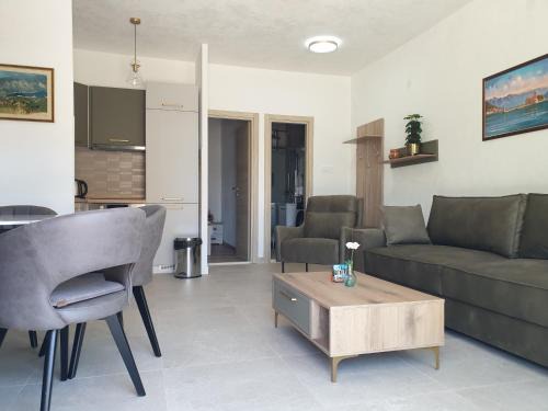 Skaljari Apartamento | Apartment Serenity Nest