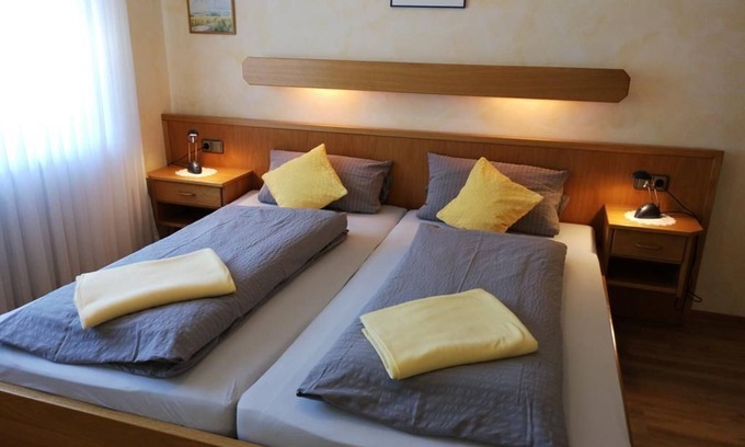 Kaimt Cama Y Desayuno | Alojamiento y desayuno / Apartamento Ducha / WC, vista al viñedo - Schier, Appart-Pension