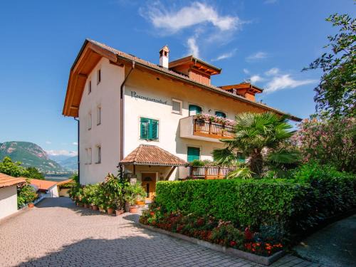 Andriano Apartamento | Apartment Sigmundskron by Interhome