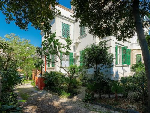 Veruda Apartamento | Apartment Silvia by Interhome