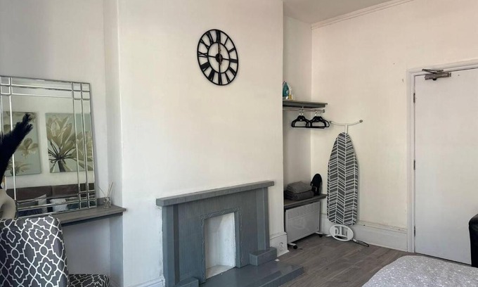 Newport Apartamento | Apartment - Sleeps 2 - Parking - WiFi