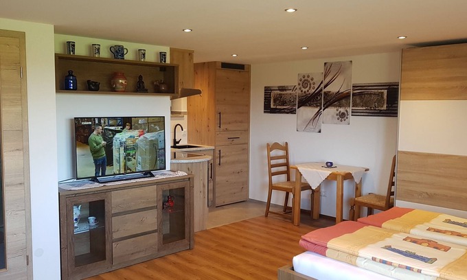 Tuntenhausen Condominio | Apartment small but nice