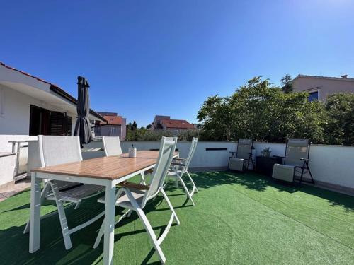 Krk Apartamento | Apartment Sonja close to the Beach