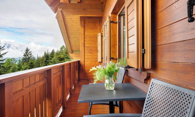 Laives Apartamento | Apartamento 'Sonnblick' con vistas a la montaña, jardín compartido y Wi-Fi