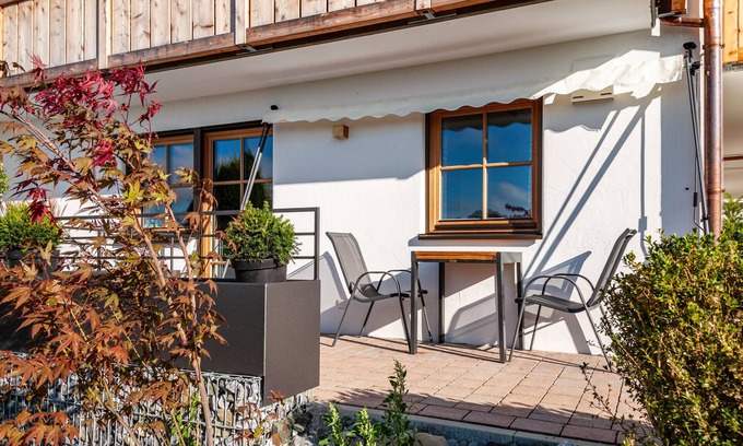 Dietmannsried Apartamento | Apartamento 'Sonnenblick' con vistas a la montaña, terraza privada y Wi-Fi