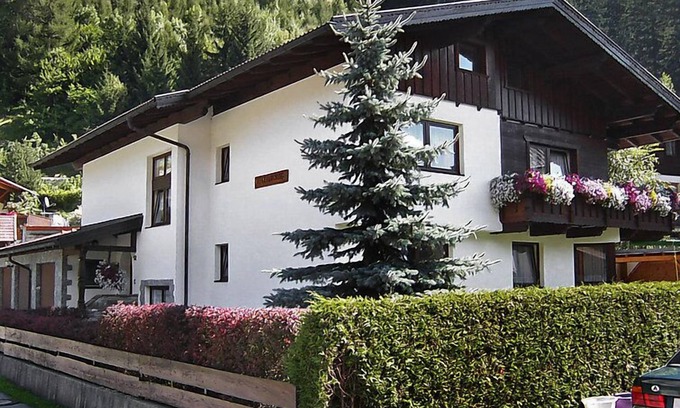 Navis Apartamento | Apartamento Spörr by Interhome