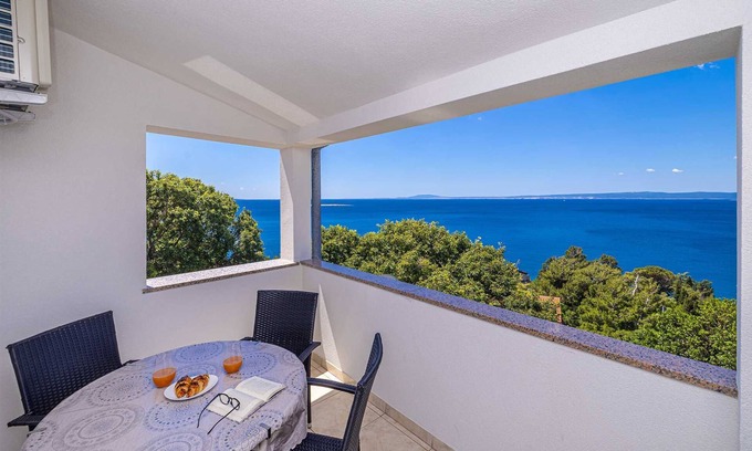 Stara Baska Apartamento | Apartamento en Stara Baška, Island Krk, Croacia para 5 personas