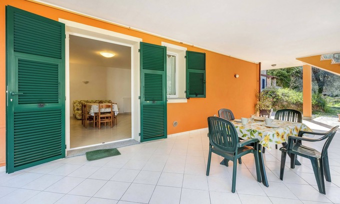 Stellanello Apartamento | Apartamento 'Succu La Taggiasca' con vistas a la montaña y terraza