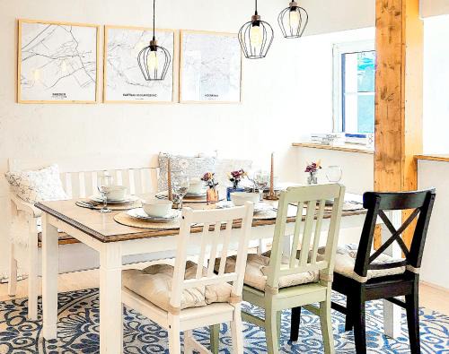 Griessen Apartamento | Apartment Südwind - Beautiful premium apartment with 2 bedrooms near Rhine Falls & Zurich Airport in Klettgau