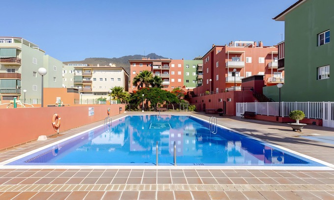 Candelaria Apartamento | Apartamento Sunset Gabriela con cerca de la playa con piscina compartida y terraza descubierta