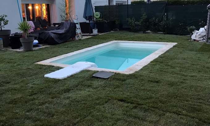 La Roque-d'Antheron Casa | Apartment t3 garden and pool