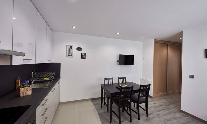 Le Pin Apartamento | APARTAMENTO T2 Rdc en paz, 1 a 4 camas, acceso directo A4 / A104