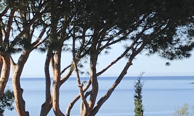 Theoule-Superieur Casa | Apartamento dúplex tipo t2 con vista al mar y al jardín.