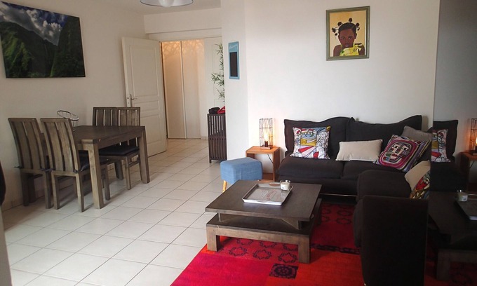 Centre-Ville Apartamento | Apartamento T3 de pie. Paseo marítimo de St Pierre Réunion.