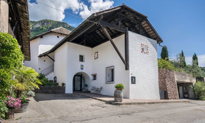 Terlano Apartamento | Apartamento 'Thanhammer Nova Domus' con vistas a la montaña, Wi-Fi y aire acondicionado