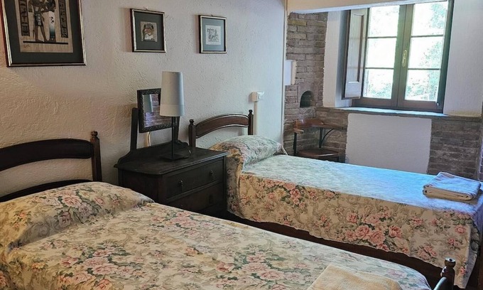Castel d'Arno Apartamento | APARTAMENTO: TRES dentro de un antiguo castillo con DESCRIPCIÓN GENERAL DE POOL