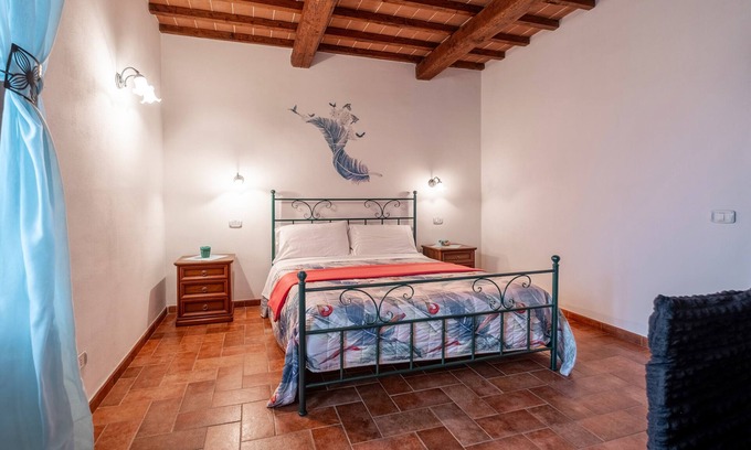 Catabbio Apartamento | Apartamento 'Tiffany' con piscina y jardín compartidos