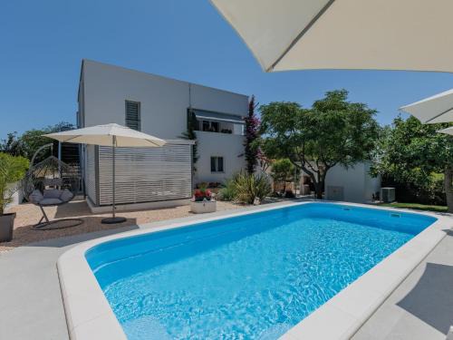 Vir Apartamento | Apartment Tome-3 by Interhome