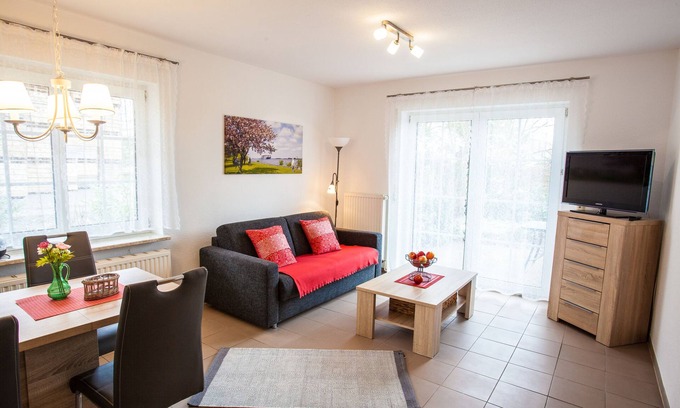 Ladekop Apartamento | Apartamento-Baño privado-Terraza-Topaz 1/2