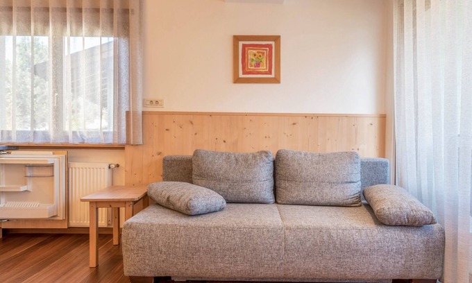 Kastelruth Apartamento | Apartamento "Trocker Kastelruth 3" cerca de Seiser Alm con vistas a la montaña y sauna