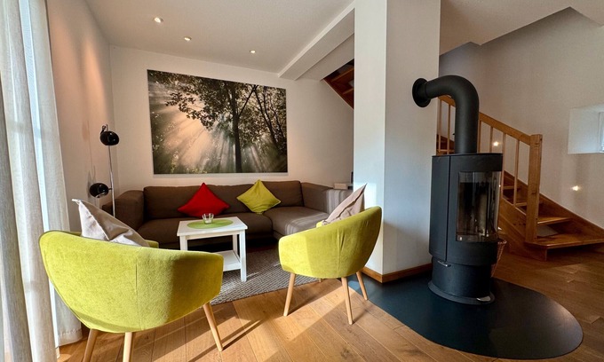 Eslohe Apartamento | Apartamento 'Turmhaus' con terraza privada, jardín privado y Wi-Fi