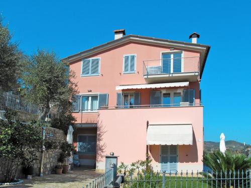 Poggi Apartamento | Apartment Ulivi sul Mare by Interhome