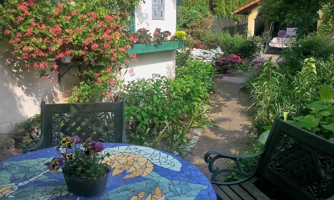 Sobotka Apartamento | Apartamento bajo el cedro