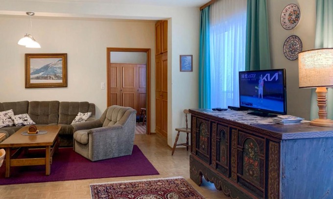 Treffen Apartamento | Apartment Unterkofler - TFN102 by Interhome