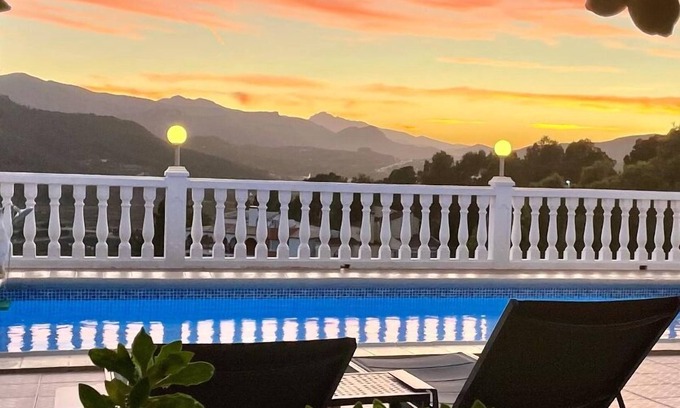 Real de Gandia Apartamento | Piscina privada - soo para los huéspedes del apartamento