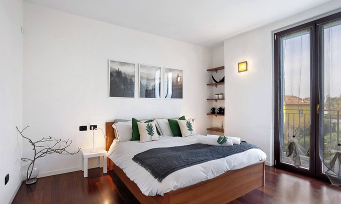 Costa Masnaga Apartamento | Apartamento 'Vb Home Brianza' con jardín privado, Wi-Fi y aire acondicionado