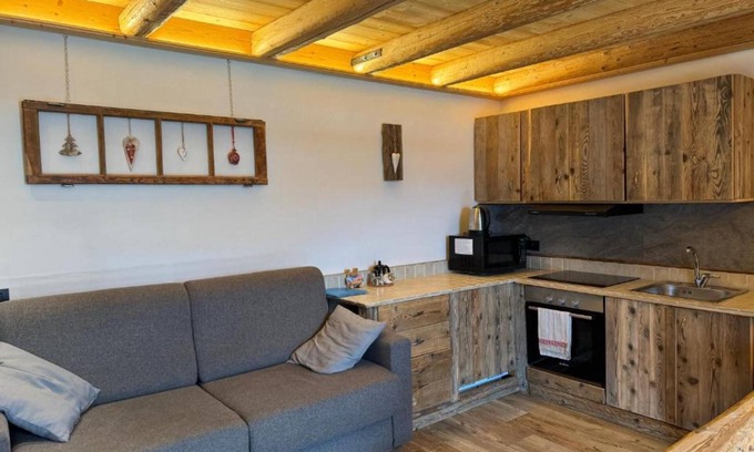 Auronzo di Cadore Apartamento | Apartamento 'Veleza' con vistas a la montaña y jardín compartido