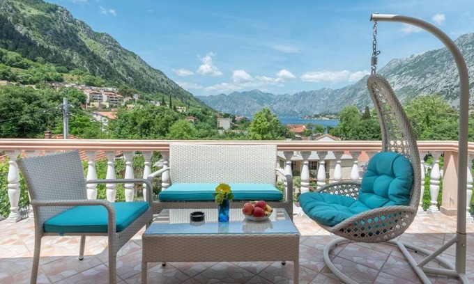 Skaljari Apartamento | Apartment Vento di Bocche