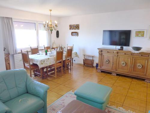 Randogne Apartamento | Apartment Vermala Soleil B 13 by Interhome