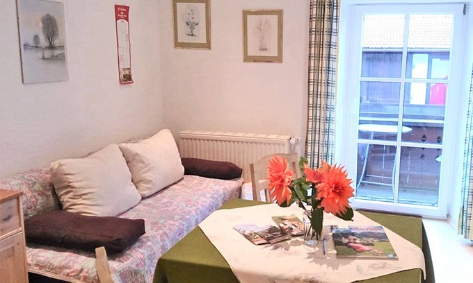 Aschau im Chiemgau Apartamento | Apartamento II ° en la casa principal de 40 metros cuadrados con dormitorio adicional y balcón