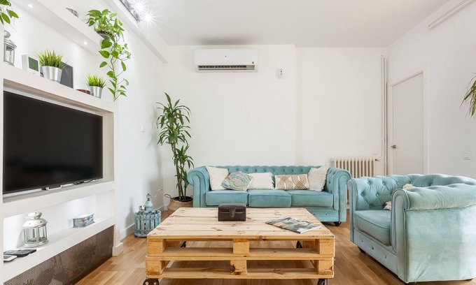 Les Tres Torres Apartamento | Apartment 'Via Augusta' with Wi-Fi and Air Conditioning