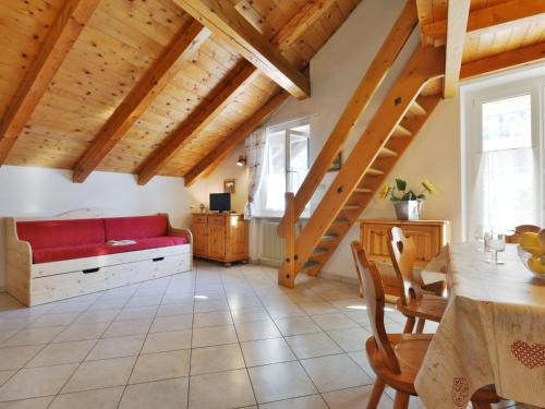 Campitello di Fassa Apartamento | Apartment Villa Placidia Apt 33 by Interhome