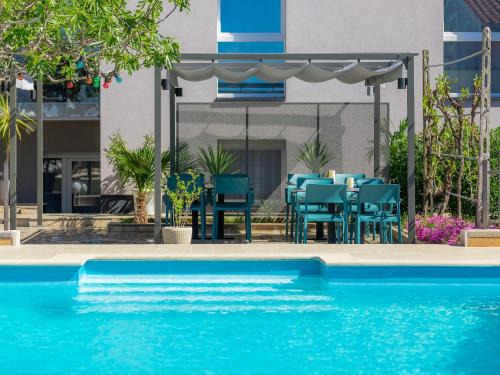 Stinjan Apartamento | Apartment Villa Jadranka-2 by Interhome