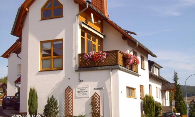 Nieder-Werbe Apartamento | Apartamento vista al pueblo